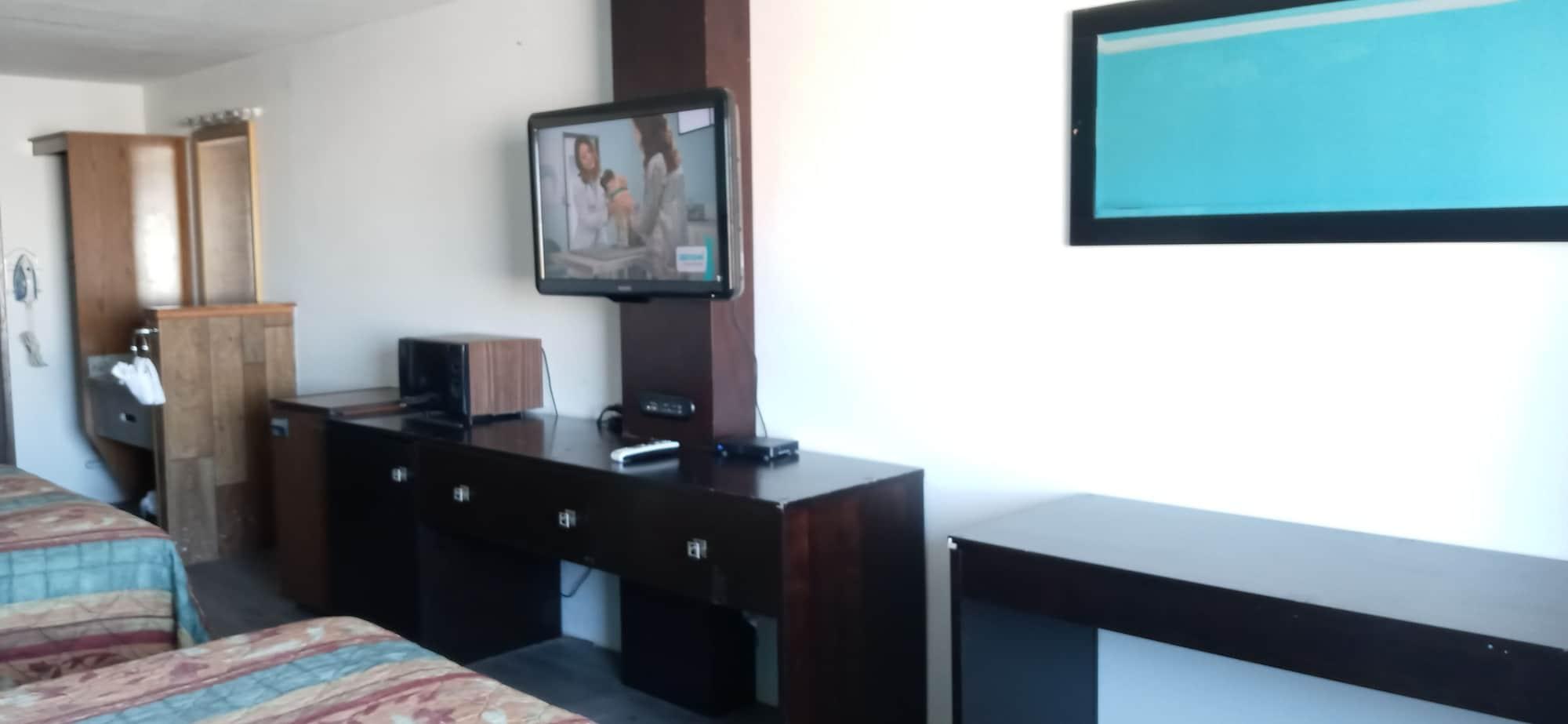 Hotel & 3*