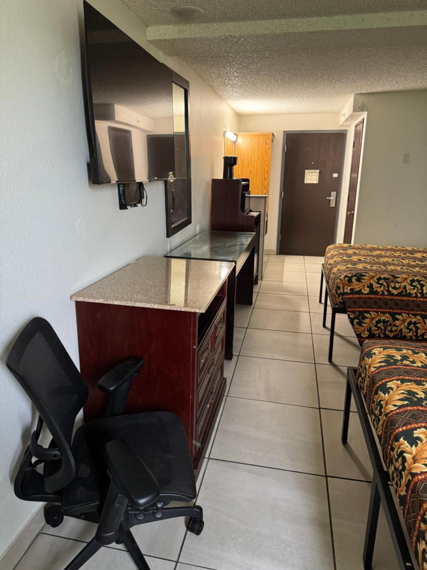 Hotel & Nampa