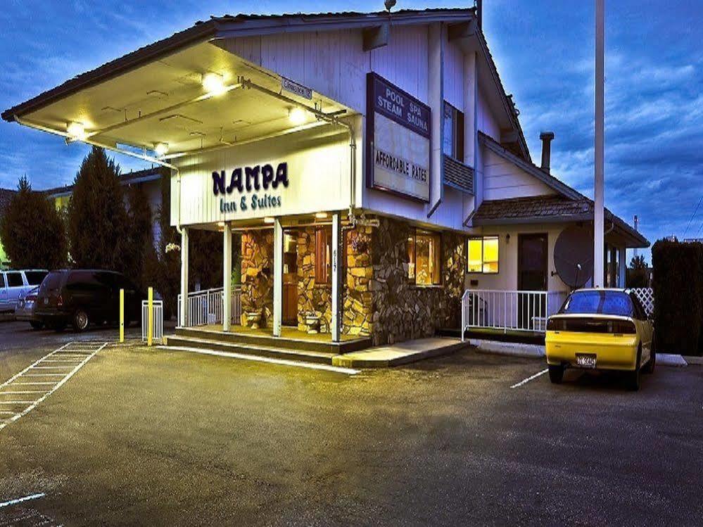 & Hotel 3*