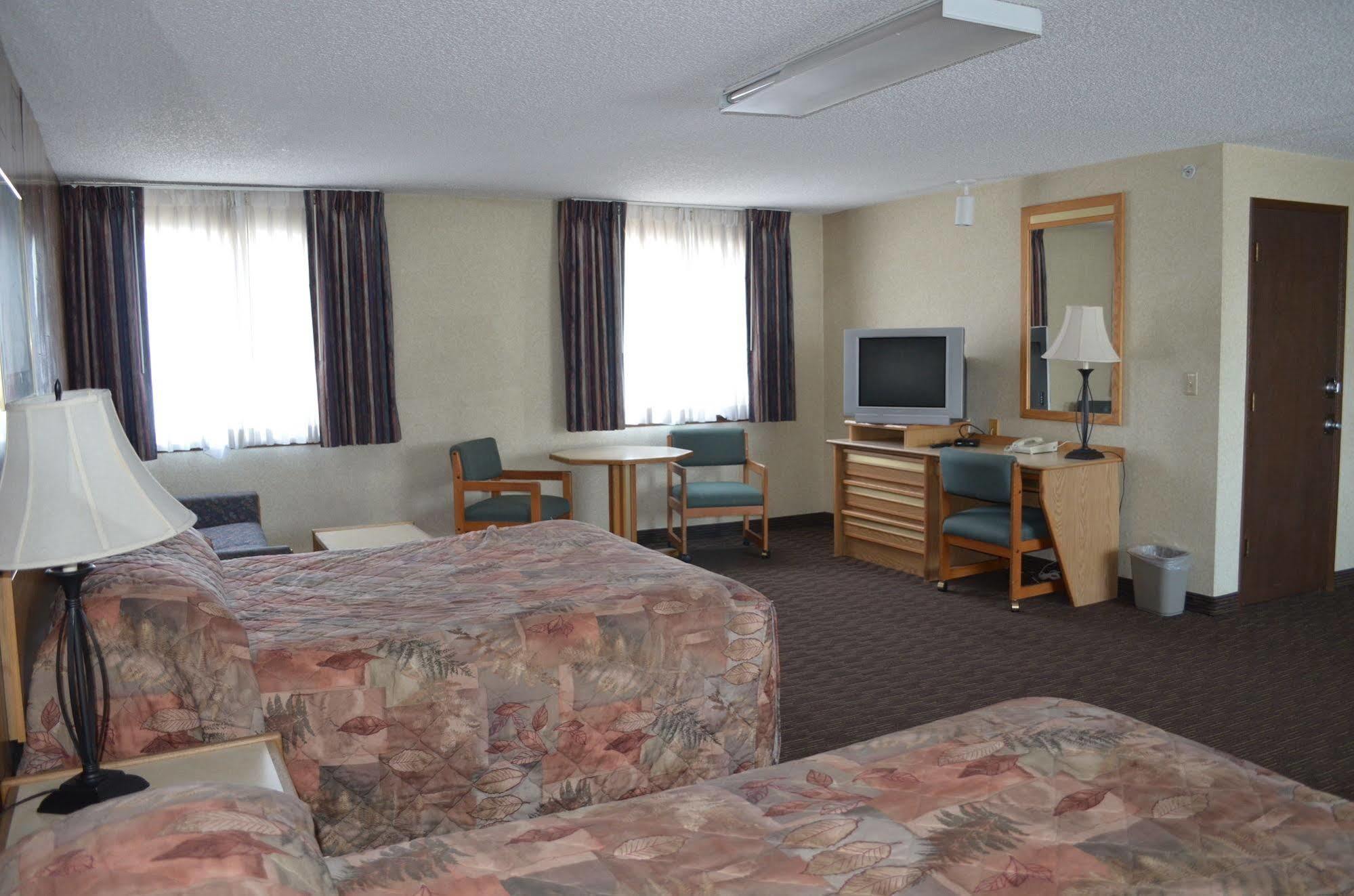 Hotel & Nampa